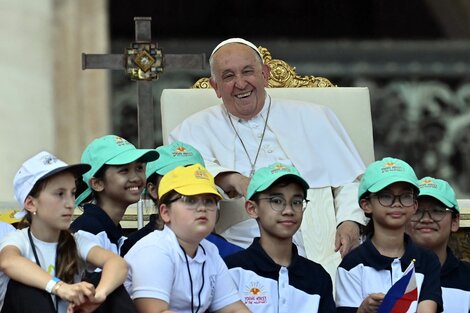 Papa Francisco: "Recen siempre por la paz"
