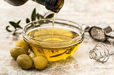 La Anmat prohibió la venta de dos marcas de aceite de oliva
