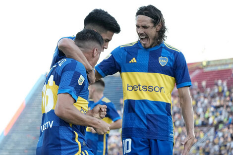 Edinson Cavani, Miguel Merentiel y Pol Fernández. 