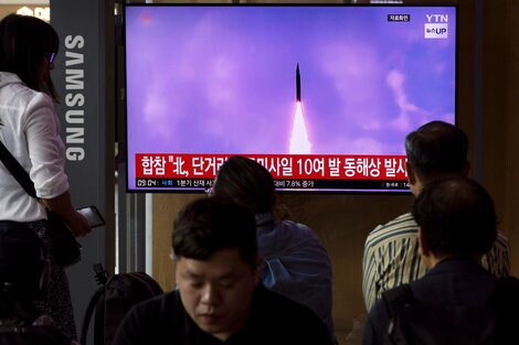 Corea del Norte lanzó misiles balísticos al mar de Japón (Fuente: EFE)