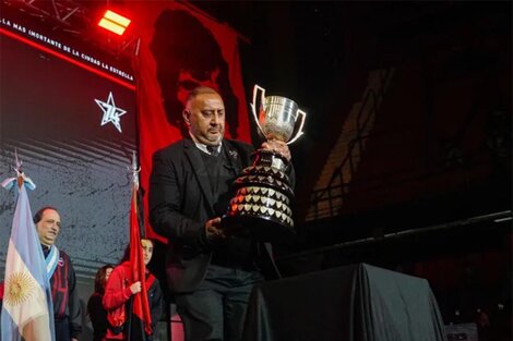 La primera copa por la zurda bendita de Zanabria