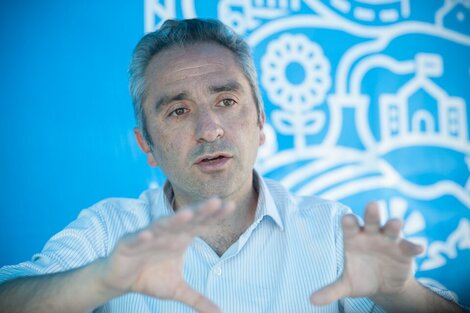 Para Andrés Larroque, el Gobierno buscó "disfrazar un megaajuste"