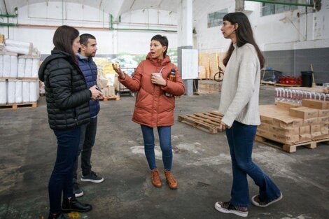 Mayra Mendoza recorrió el galpón de Desarrollo Social de Quilmes y mostró el buen estado del mismo