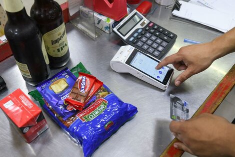 La recesión sigue golpeando fuerte al consumo: las ventas minoristas cayeron 7,3% anual en mayo