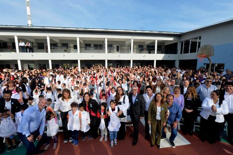 Julio Zamora inauguró la Escuela Primaria N°23 "Pablo Pizzurno" de Don Torcuato