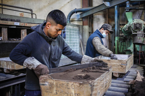 La producción de madera y muebles se derrumbó 35 por ciento en abril. (Fuente: Jorge Larrosa)