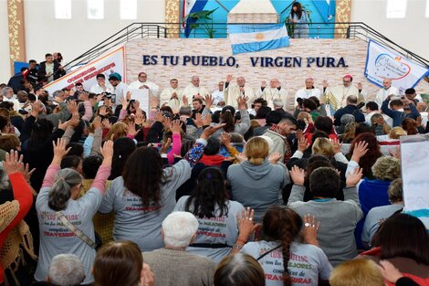 Si Milei tiene a sus fuerzas del cielo, los comedores tienen el apoyo de la Iglesia