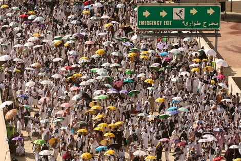 Ascienden a más de 900 los muertos en la peregrinación a La Meca