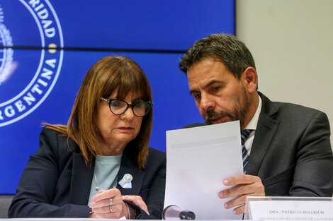 Patricia Bullrich y el ya exsecretario Vicente Ventura Barreiro.