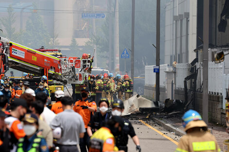 Voraz incendio en fábrica de baterías de Corea del Sur