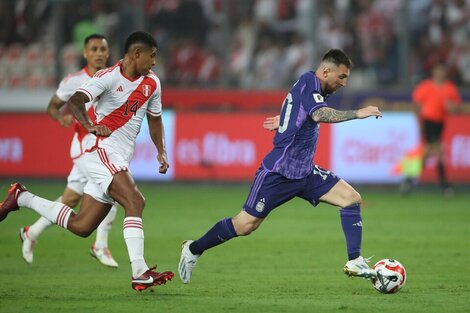 Messi anotó los dos goles de la victoria 2 a 0 de Argentina ante Perú en octubre de 2023.