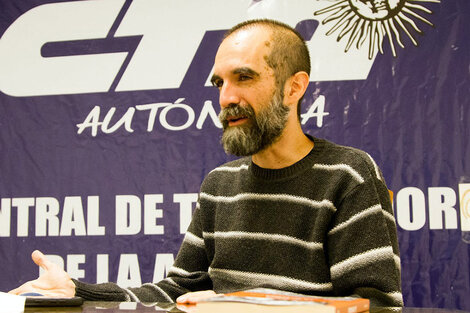 El autor Luis Campos.