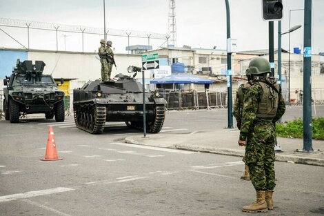 Crisis de seguridad en Ecuador: denuncian que el gobierno de Lasso facilitó la circulación de armas