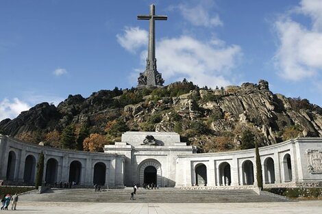 España: El gobierno de Sánchez busca convertir el Valle de los Caídos en un sitio de memoria