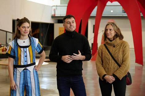 Federico Valentini, junto a funcionarias y artistas, anunció El Gran Plan. (Fuente: Guillermo Turin Bootello)