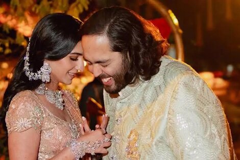 La boda del hijo de un multimillonario paraliza el centro de Bombay