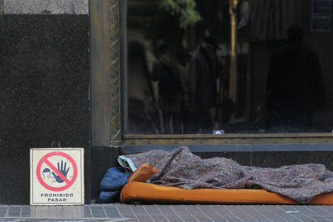 Cómo es el día a día de las personas en situación de calle con temperaturas bajo cero