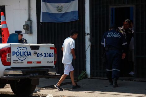El Salvador: tres mil menores detenidos bajo el estado de excepción de Bukele