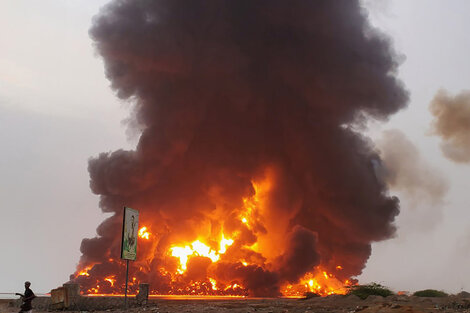 Israel bombardeó un puerto de Yemen (Fuente: EFE)