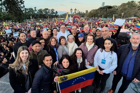 Venezuela denunció un asedio del gobierno de Milei a su embajada en Argentina