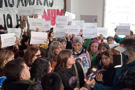 Para las feministas, la provincia imita a Milei