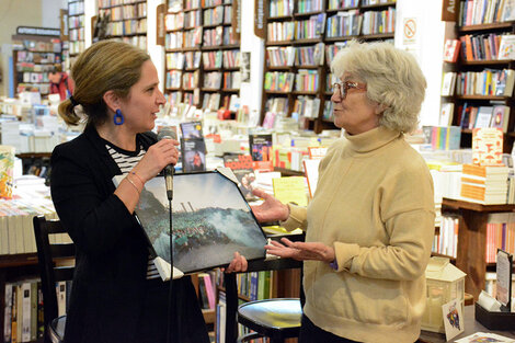 Concejala Pellegrini con Mabel Gabarra.