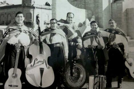 En el conjunto de Tarragó Ros, Gregorio es el último a la derecha. 