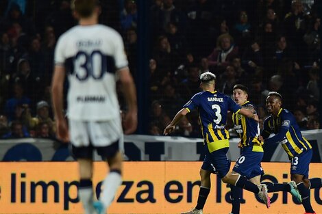  O’Connor festeja su gol. Un derechazo tras un pase de Copetti.  (Fuente: Fotobaires)