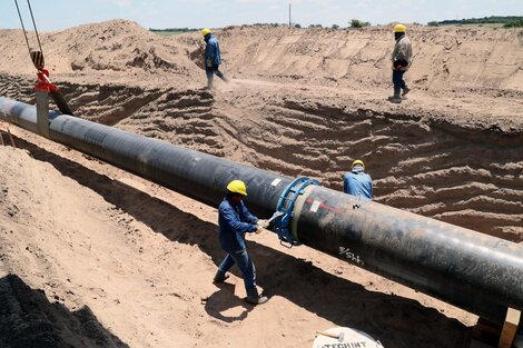 YPF anunció un nuevo oleoducto