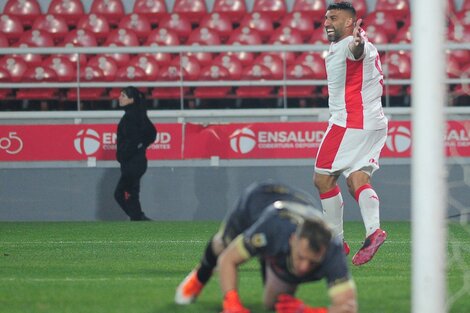 Huracán sueña en Copa Argentina de la mano de Wanchope Ábila y Seba Meza