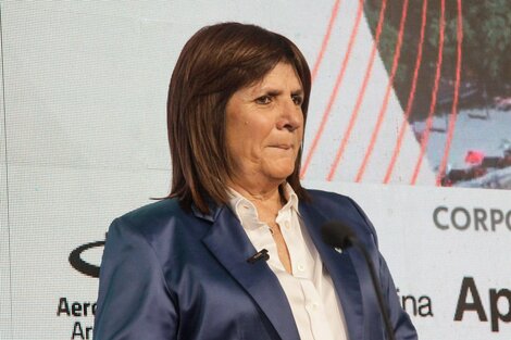 Bullrich se hace la distraída y niega haber facilitado la visita de diputados de LLA a genocidas