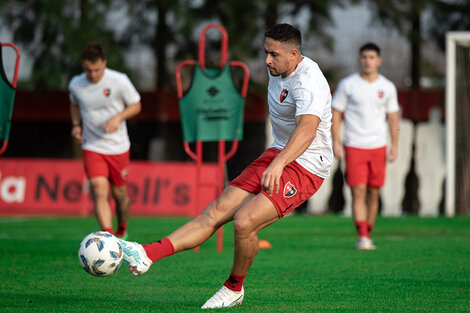 Armando Méndez vuelve a la defensa rojinegra