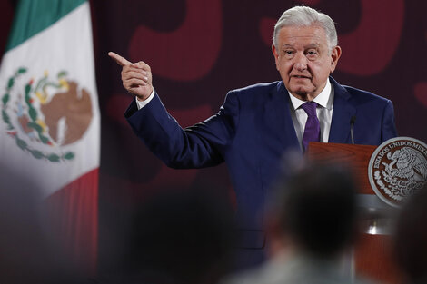 López Obrador pidió que Peña Nieto declare sobre Ayotzinapa “si hay elementos”