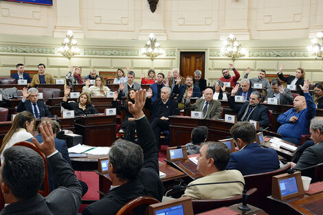 Si la Asamblea Legislativa no vuelve a reunirse, la aprobación será ficta.