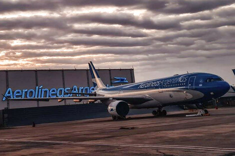 Aerolíneas Argentinas onda low cost: anunció vuelos nocturnos con tarifas "súper promo"