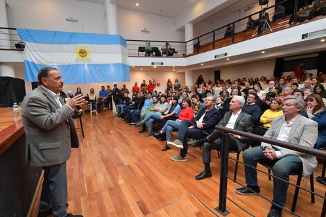 Quintela visitó Paraná y afianza su camino hacia la presidencia del PJ 