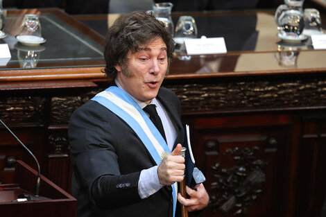 Milei montó una suerte de Asamblea Legislativa para polarizar con Cristina Kirchner.