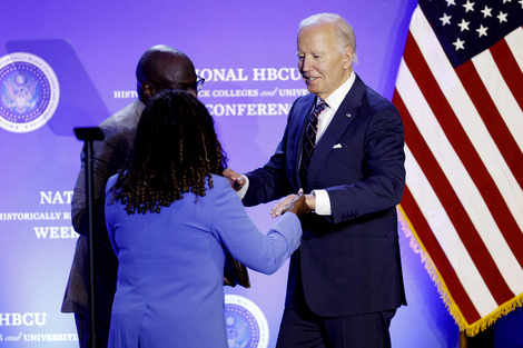 "La violencia política no tiene cabida aquí", dijo Biden en Filadelfia