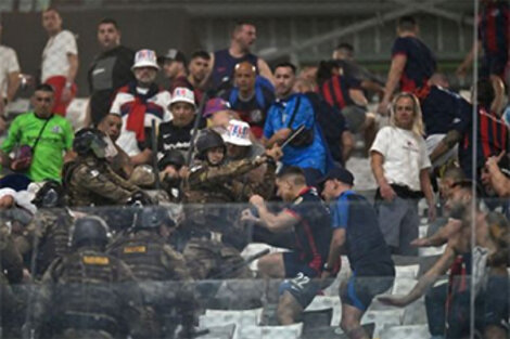 Los hinchas de San Lorenzo fueron reprimidos por la policía brasileña