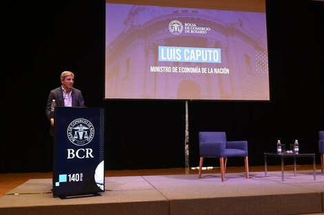 Luis Caputo en la Bolsa de Comercio de Rosario