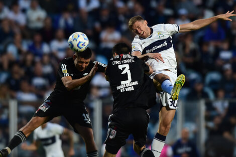 Liga Profesional: Gimnasia y Riestra igualaron sin goles en La Plata (Fuente: Fotobaires)