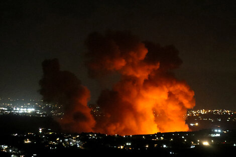 Bombardeo israelí en Zawtar, sur del Líbano.