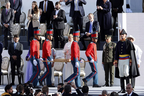 Felipe VI y sus polémicas en América Latina: de la sentada ante la espada de Bolívar a la tensión con México