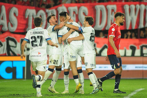 Vélez le ganó a Independiente y es semifinalista de la Copa Argentina