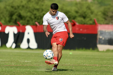 En el último partido, Cedrés pidió el cambio por una molestia muscular.