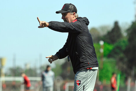 Lunari: "Newell`s siempre promovió a los jugadores juveniles"