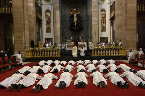 Los numerarios del Opus Dei hacen votos de obediencia, castidad y pobreza.