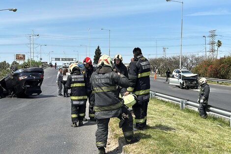 Triple choque y vuelco en Avenida General Paz 