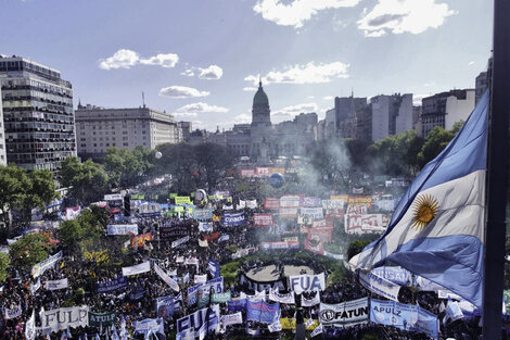 "La sociedad argentina no está dispuesta a rifar la educación pública"