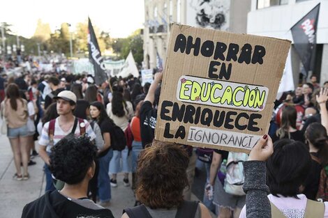 La comunidad universitaria sigue en la lucha